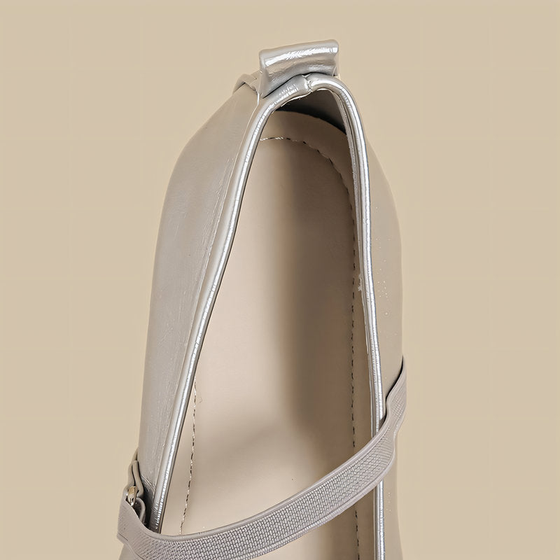 【l’aise】Everyday Elegance クロスムーブ ローファー