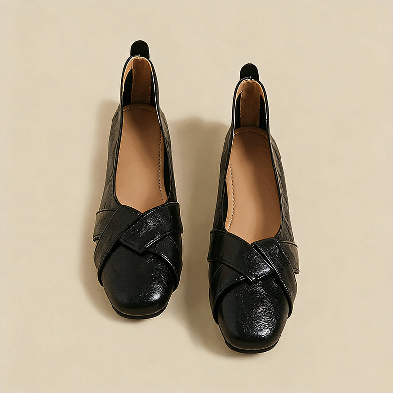 【l’aise】Effortless Allure セレニティクロス ローファー