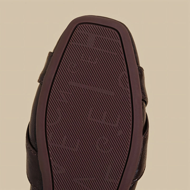 【l’aise】Effortless Allure セレニティクロス ローファー