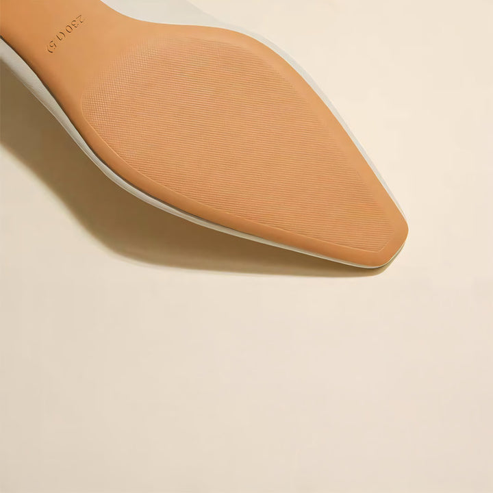 【l’aise】Everyday Elegance シルキークリーム ローファー