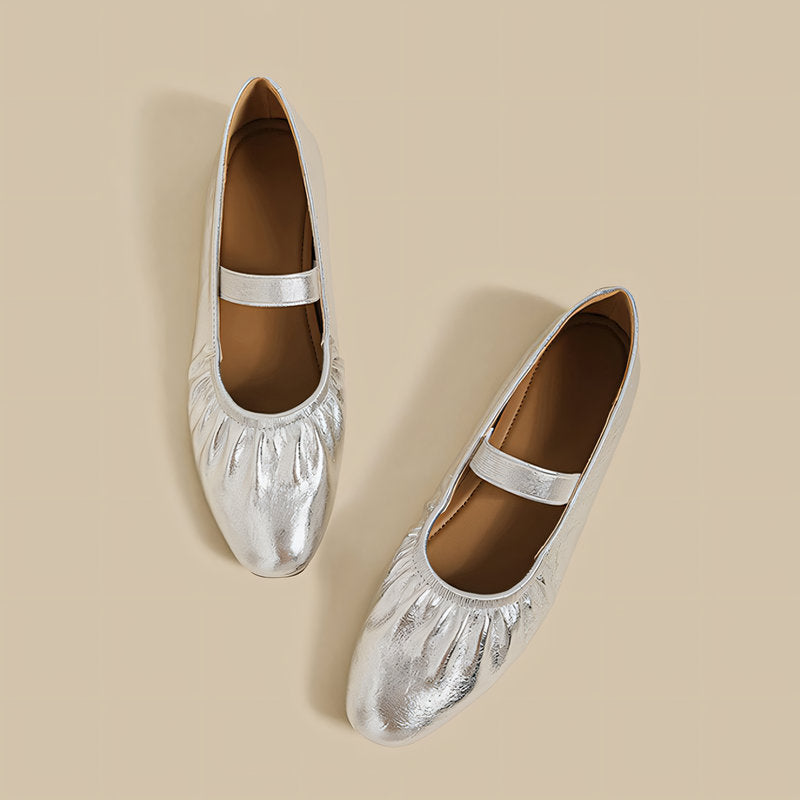 【l’aise】Chic Moments メタリックシルバー ローファー
