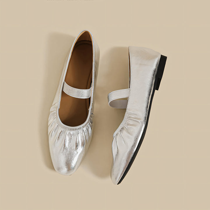 【l’aise】Chic Moments メタリックシルバー ローファー