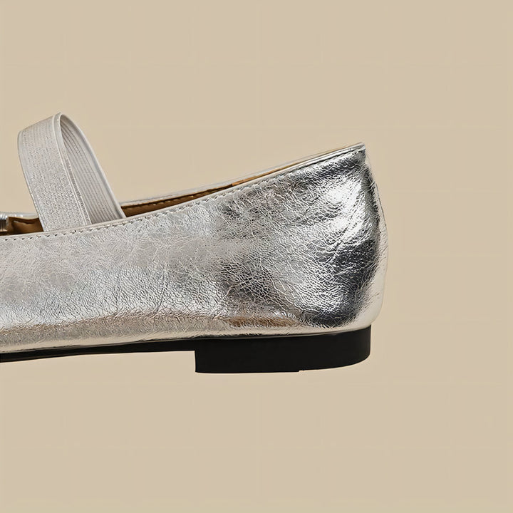 【l’aise】Chic Moments メタリックシルバー ローファー