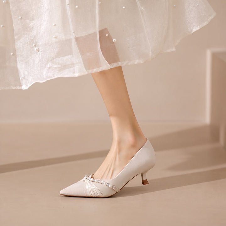【l’aise】Chic Moments パールギャザー ポインテッドトゥパンプス