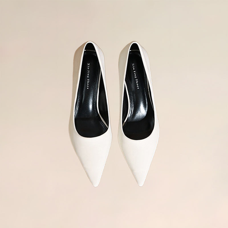 【l’aise】Everyday Elegance  キトゥンヒール パンプス