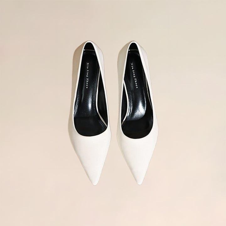 【l’aise】Everyday Elegance  キトゥンヒール パンプス