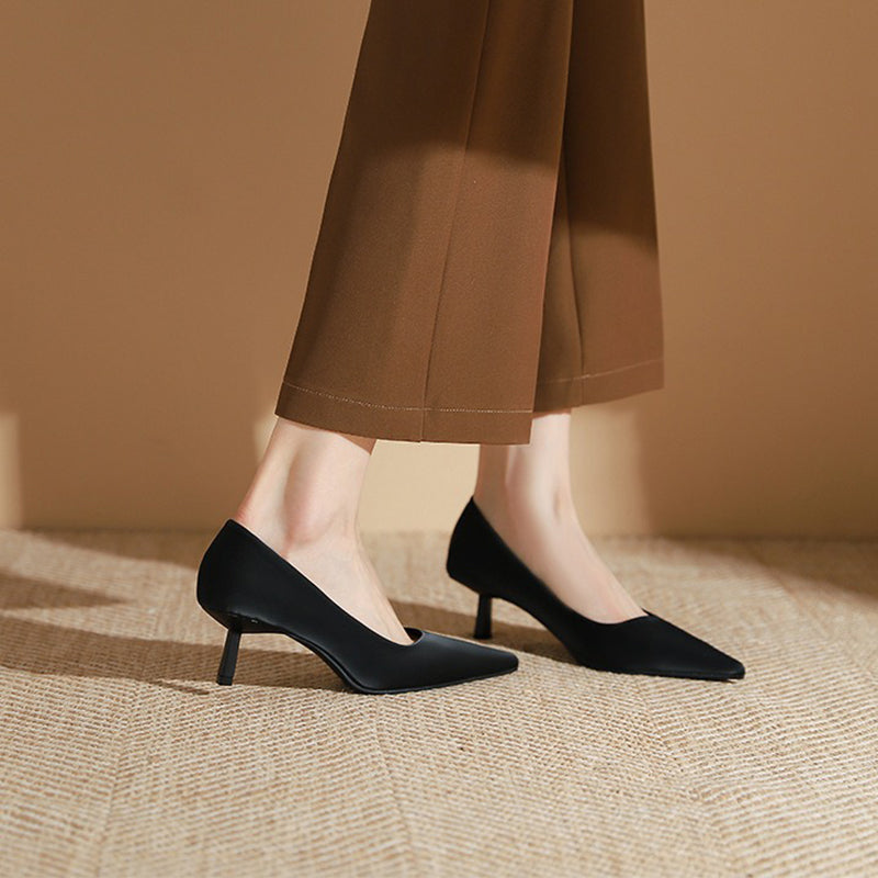 【l’aise】Everyday Elegance  キトゥンヒール パンプス