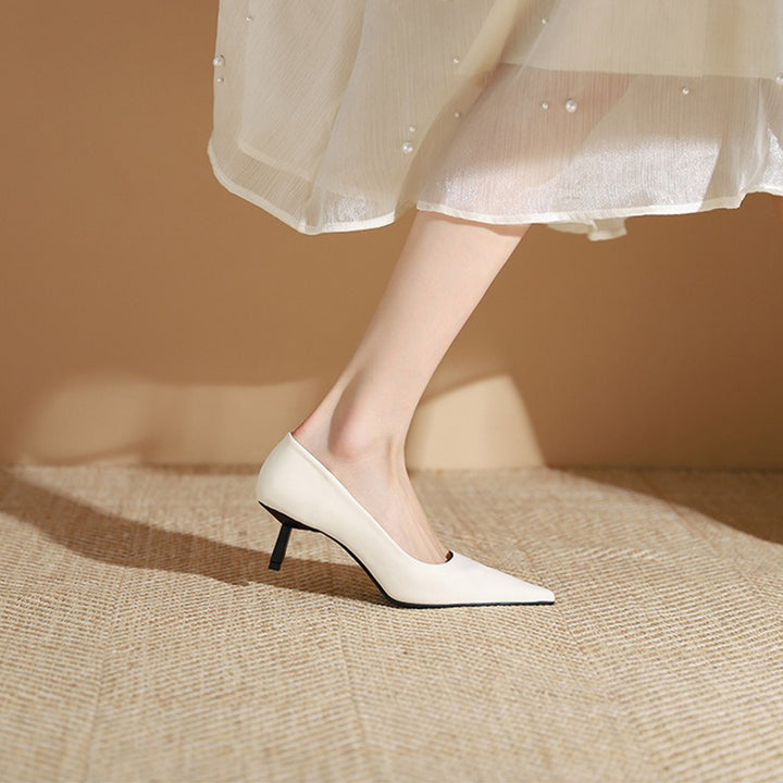 【l’aise】Everyday Elegance  キトゥンヒール パンプス