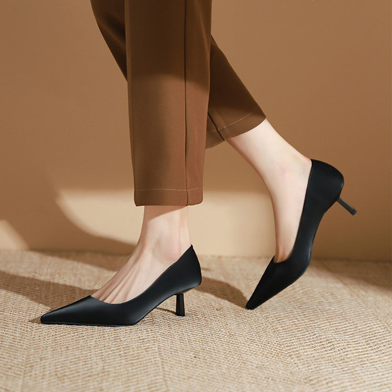 【l’aise】Everyday Elegance  キトゥンヒール パンプス